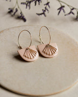 Creolen 'Halbkreis Fächer' aus Porzellan