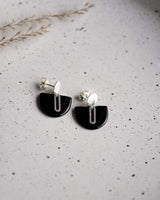 Ohrstecker 'Halbkreis Oval' aus Porzellan