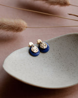 Ohrstecker 'Mondplättchen' aus Porzellan