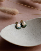 Ohrstecker 'Mondplättchen' aus Porzellan