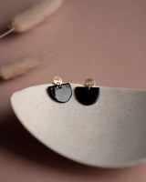 Ohrstecker 'Porzellanplätchen Halbkreis'