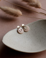 Ohrstecker 'Sonnenplättchen' aus Porzellan