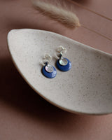 Ohrstecker 'Sonnenplättchen' aus Porzellan