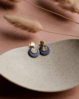 Ohrstecker 'Sonnenplättchen' aus Porzellan