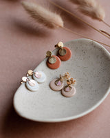 Ohrstecker 'Sonnenplättchen' aus Porzellan