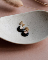 Ohrstecker 'Sonnenplättchen' aus Porzellan