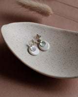 Ohrstecker 'Sonnenplättchen' aus Porzellan