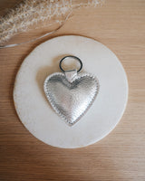 Veganer Schlüsselanhänger 'Herz' aus Kunstleder