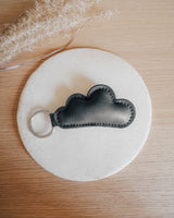 Veganer Schlüsselanhänger 'Wölkchen' aus Kunstleder