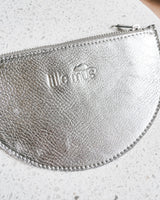 veganes Täschchen Halbmond aus Kunstleder