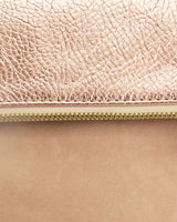 Vegane Foldover-Clutch 'Finja' - Roségold/Beige