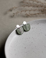 Ohrstecker 'Halbkreis Oval' aus Porzellan