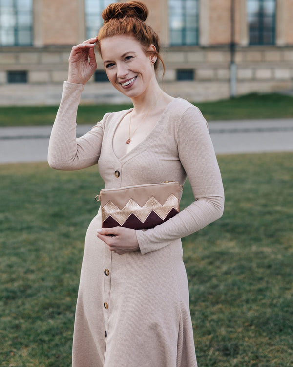 Vegane Zick-Zack-Clutch 'Zilia' - Beige/Roségold/Bordeaux